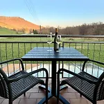 Talblick Apartment *